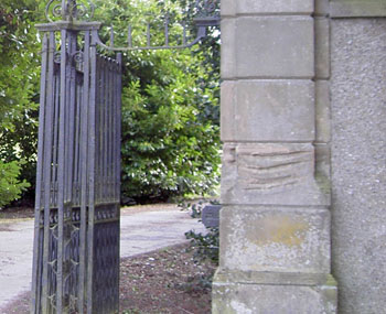 Bayonet mark on main entrance pillar at Gilford Castle